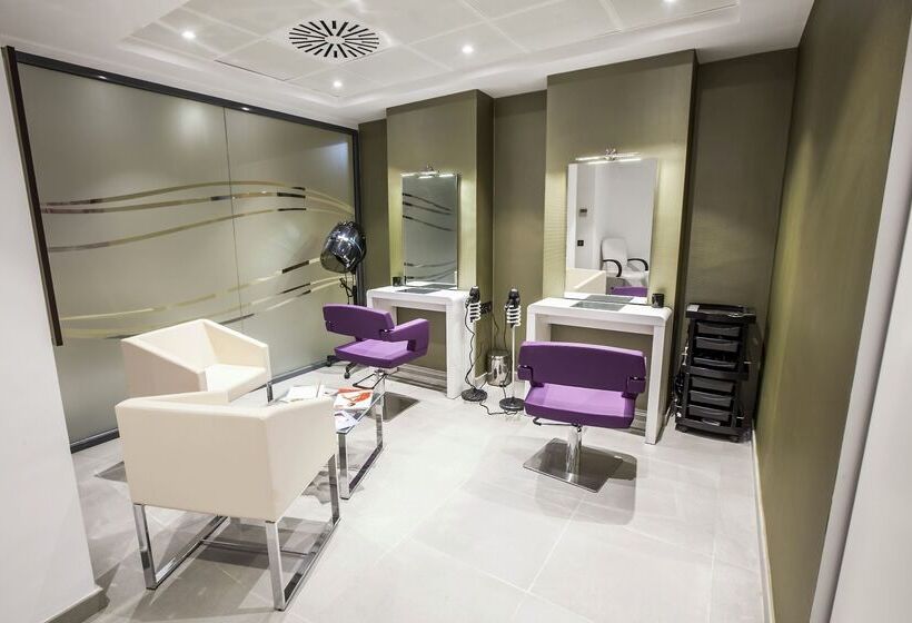 هتل Royal Tulip Skikda