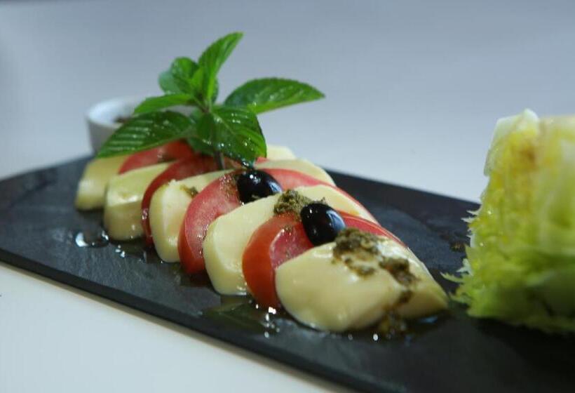 هتل Royal Tulip Skikda