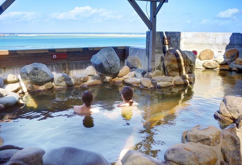 فندق Senagajima Island Resort & Spa