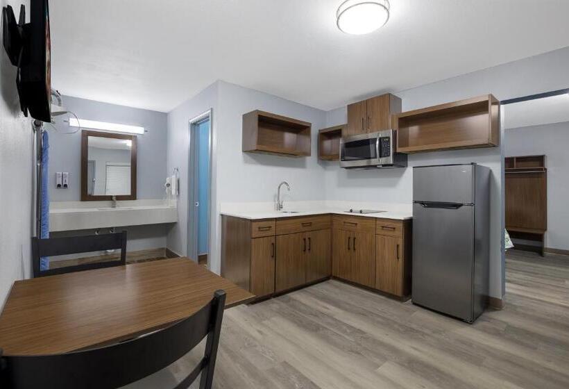 מוטל Hometowne Studios By Red Roof Orange, Tx