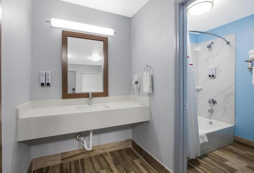 מוטל Hometowne Studios By Red Roof Orange, Tx