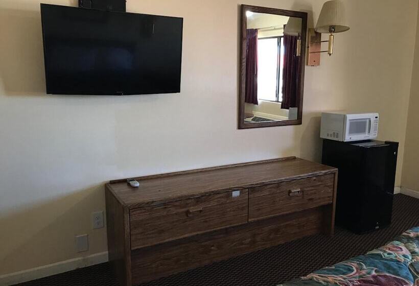 فندق على الطريق Regal Inn Las Vegas New Mexico