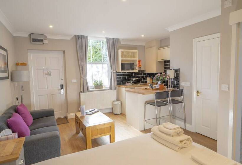 Peartree Serviced Apartments