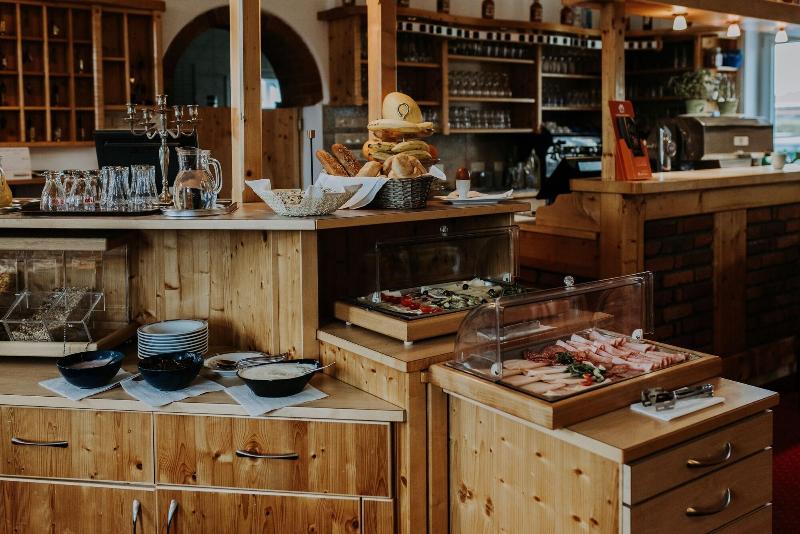 بنسيون Restaurant Gastehaus Feldkirchen