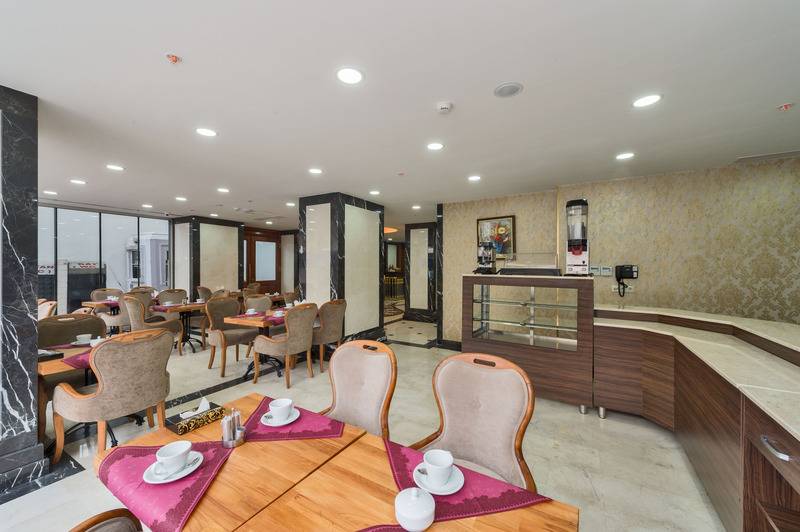 Fotos del hotel Realstar:  4