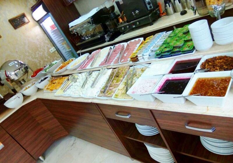 Fotos del hotel Realstar:  15