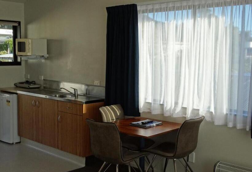 Fotos del hotel Alpine Glacier Motel:  37