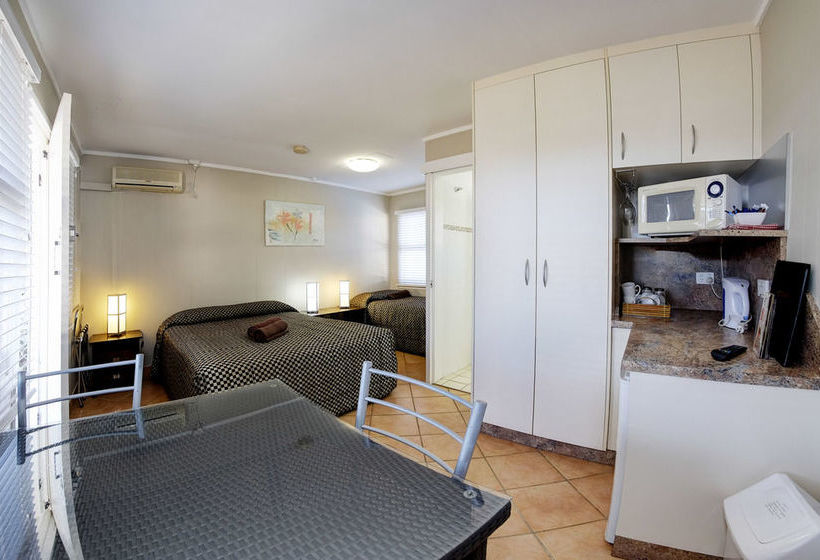 Bali Hi Motel