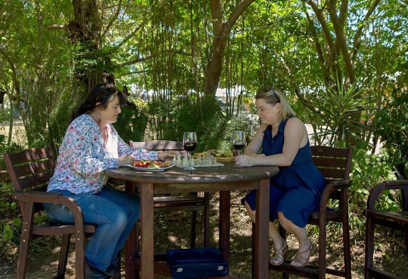 Bed and Breakfast Maddies Of Bolwarra