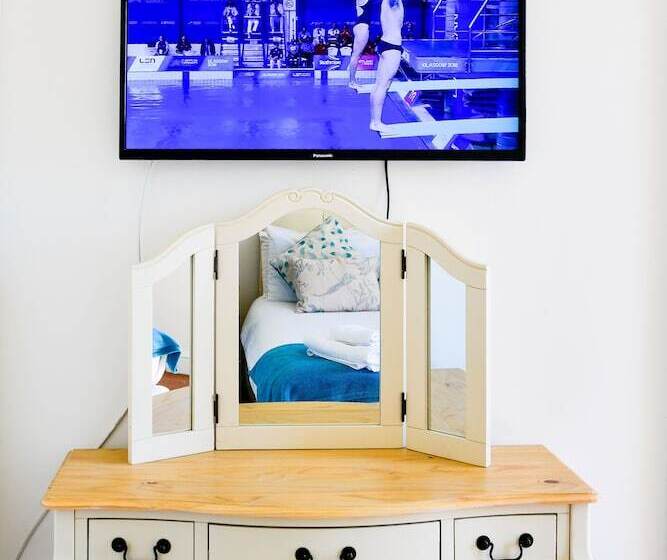 민박 Tree Tops Guest House