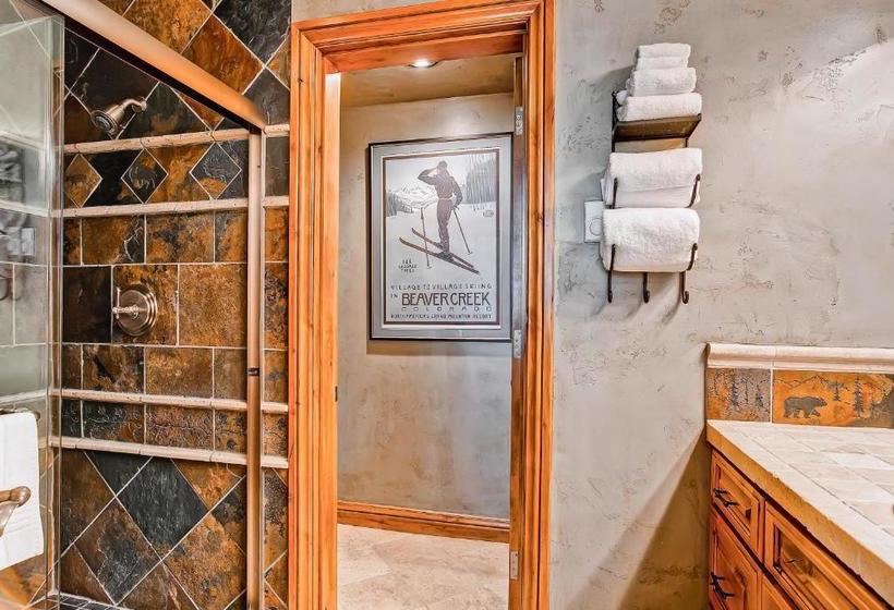 202 Highlands Slopeside