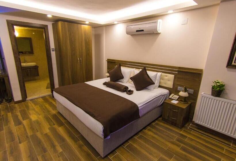 Fotos del hotel A Palace Suites:  7