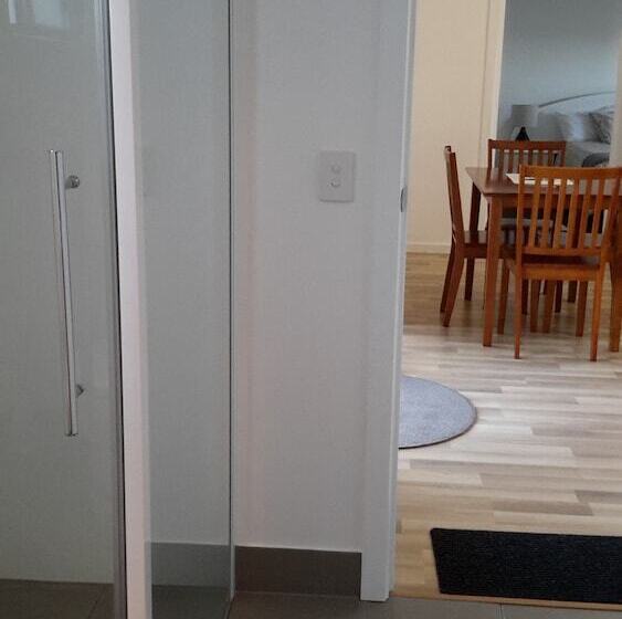 فندق Bay View Holiday Village