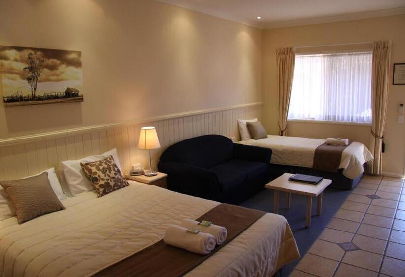 호텔 Dalby Mid Town Motor Inn