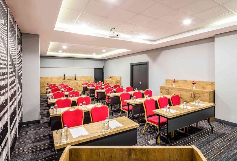 Fotos del hotel Ibis Istanbul West:  11