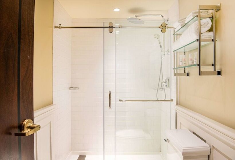 هتل Marriott Syracuse Downtown