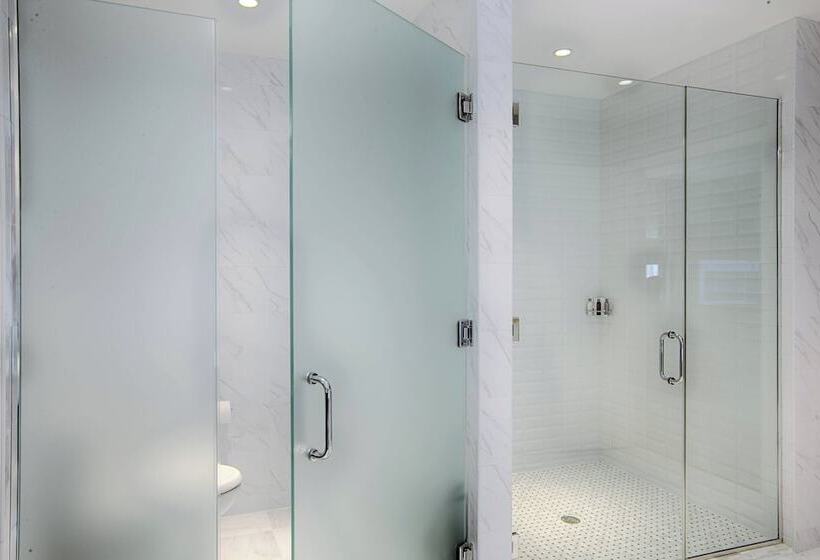 هتل Marriott Syracuse Downtown