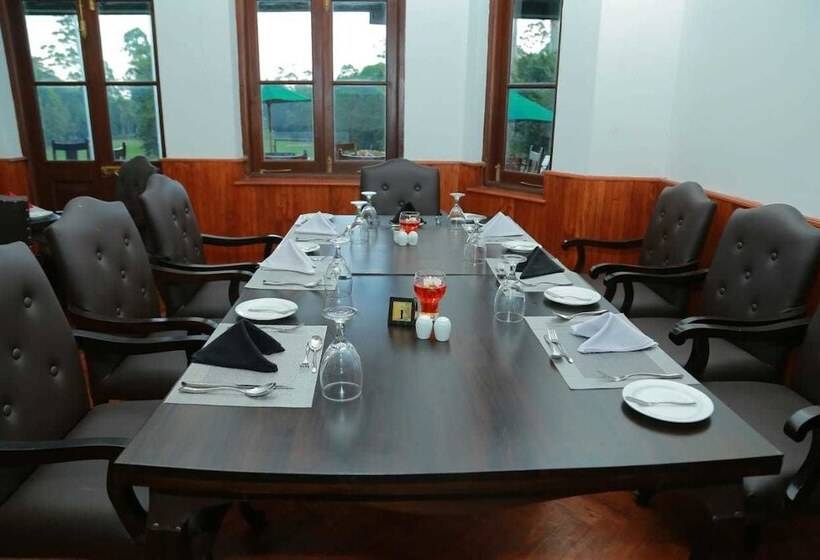 Fotos del hotel Nuwara Eliya Golf Club:  4