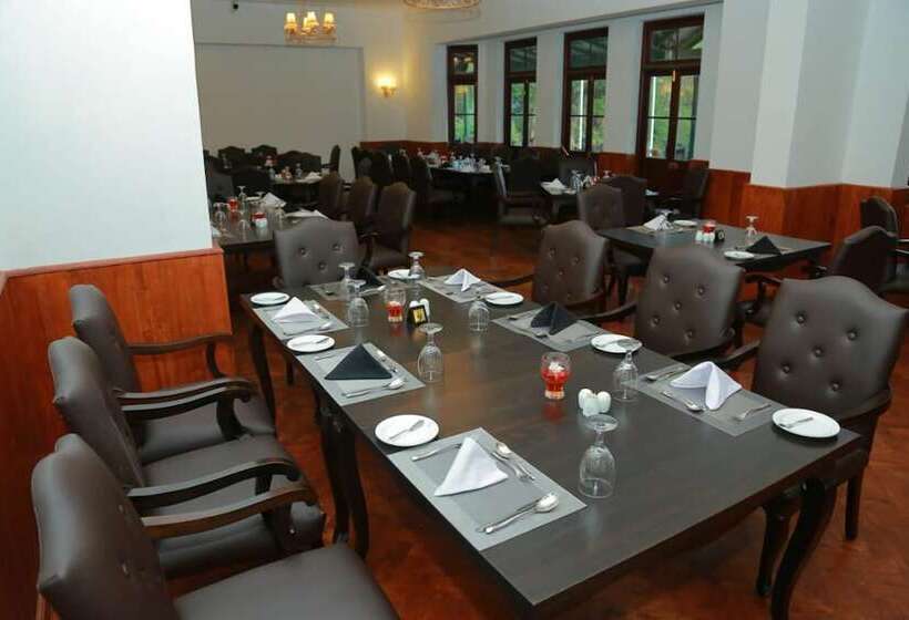 Fotos del hotel Nuwara Eliya Golf Club:  3