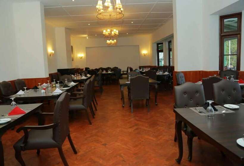 Fotos del hotel Nuwara Eliya Golf Club:  7
