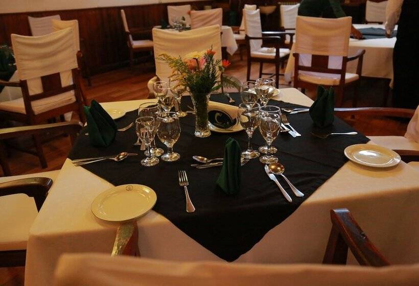 Fotos del hotel Nuwara Eliya Golf Club:  6