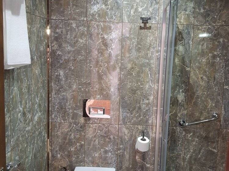 Fotos del hotel Perapolis:  28