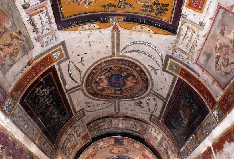 هتل Residenze Gregoriane   Residenza D Epoca