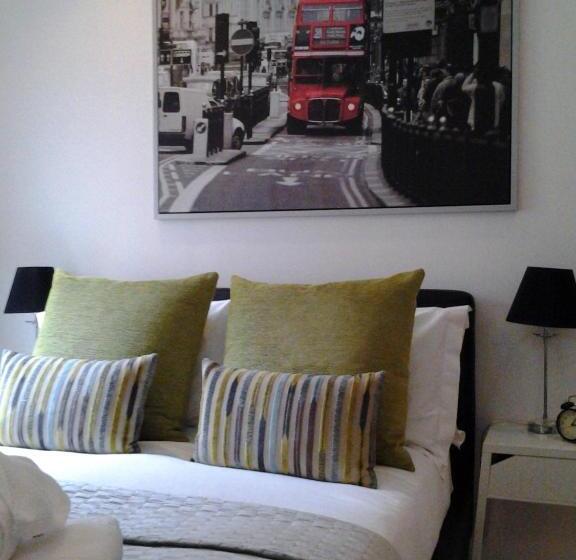 Fotos del hotel Room Home Stay:  8