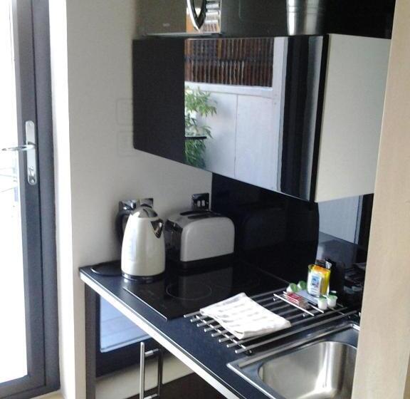 Fotos del hotel Room Home Stay:  9