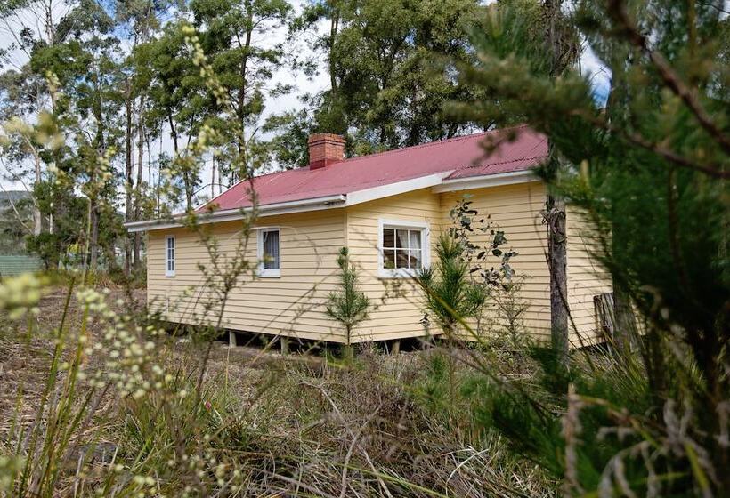 هتل Rosedale Cottages