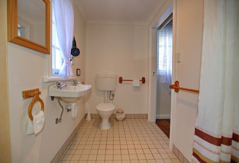 هتل Rosedale Cottages