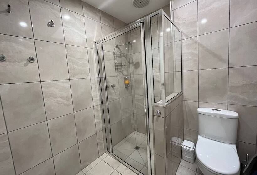 בית מלון כפרי Ryley Motor Inn