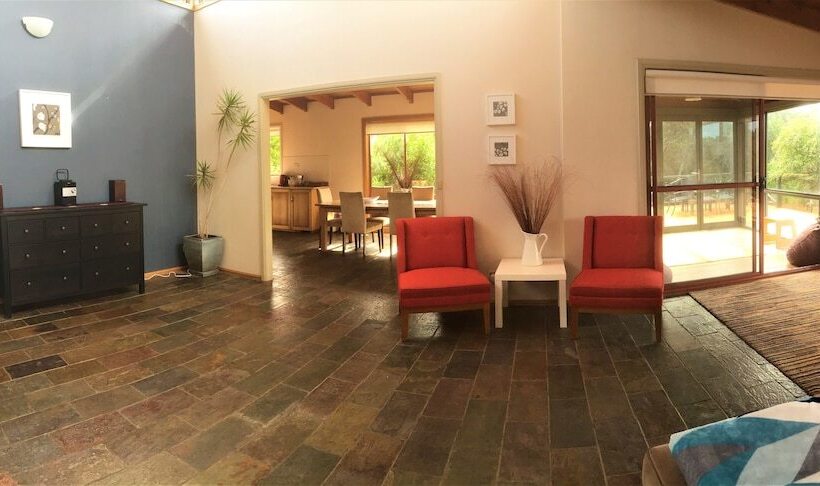 فندق Sandpiper Ocean Cottages