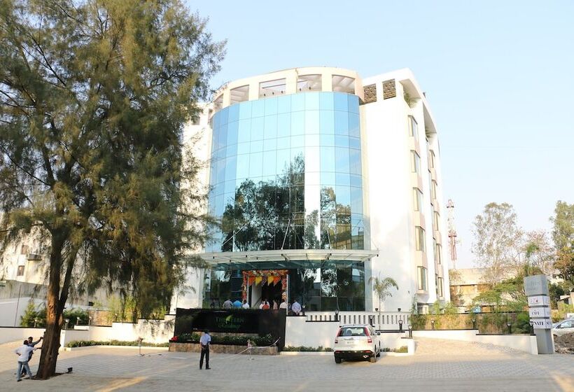 هتل The Fern Residency  Midc, Pune