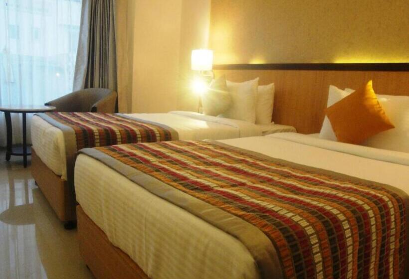 هتل The Fern Residency  Midc, Pune