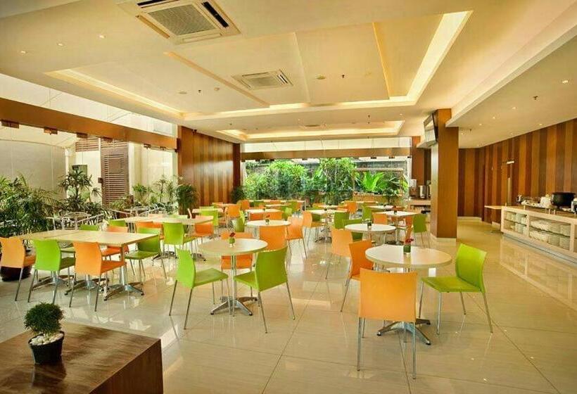Fotos del hotel V Hotel Tebet, Jakarta:  12