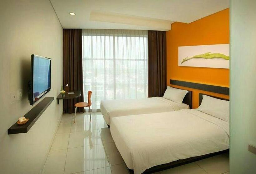 Fotos del hotel V Hotel Tebet, Jakarta:  10