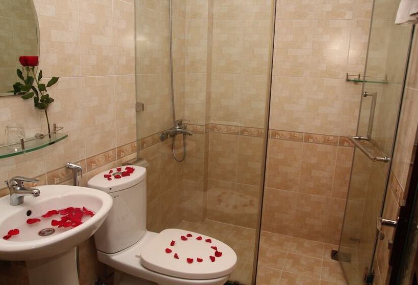 Fotos del hotel Vivyanne:  8