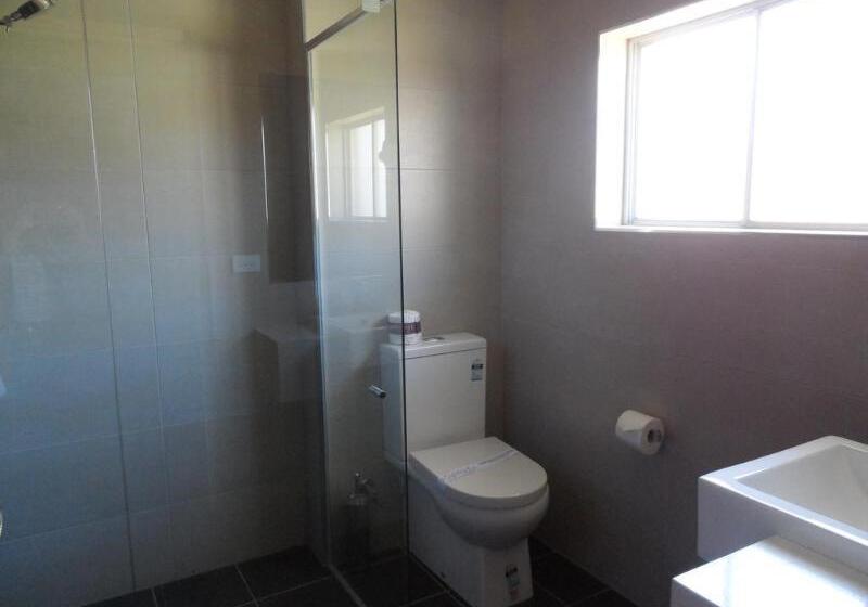 ホテル Wm  Bankstown