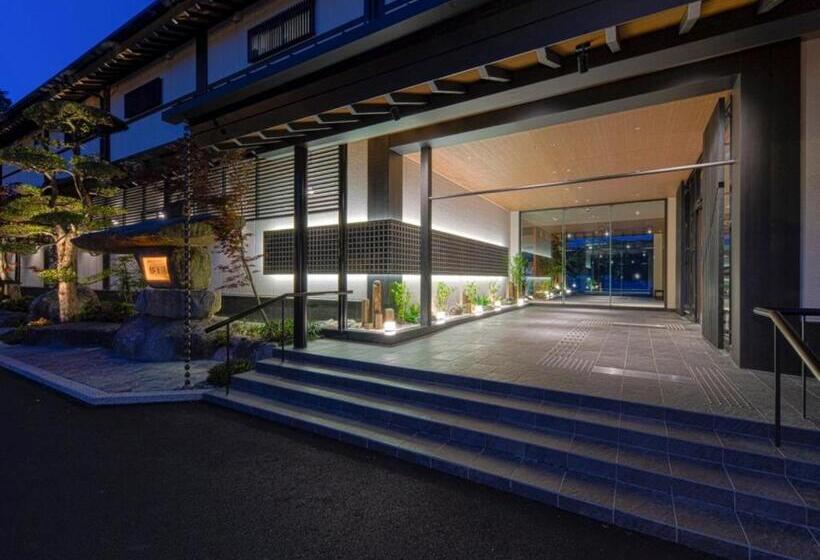 هتل Ooedo Onsen Monogatari Premium Koshinoyu