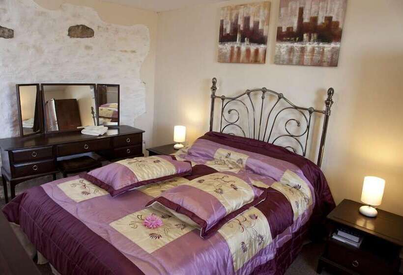 Merlin Cottages