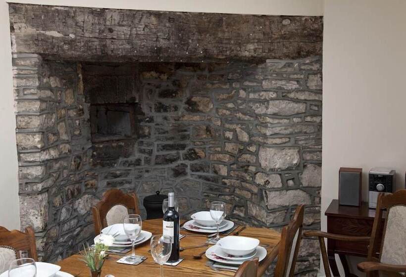 Merlin Cottages