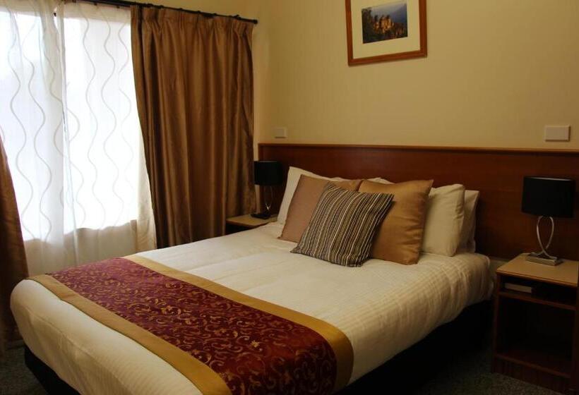 The Pioneer Way Motel