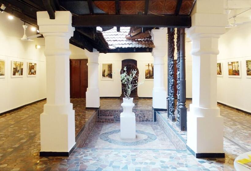 تختخواب و صبحانه Welcomheritage Panjim Pousada