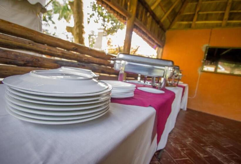 Askay Hotel Suites