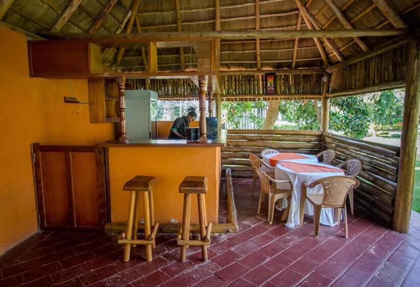 Askay Hotel Suites