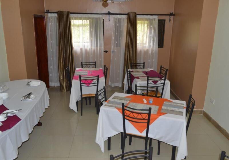 Askay Hotel Suites