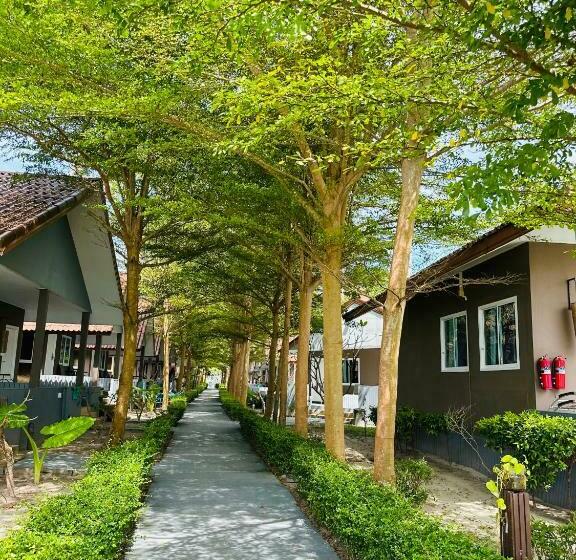 هتل Bella Vista Beach Resort Koh Lipe