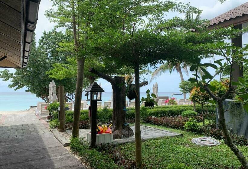 هتل Bella Vista Beach Resort Koh Lipe