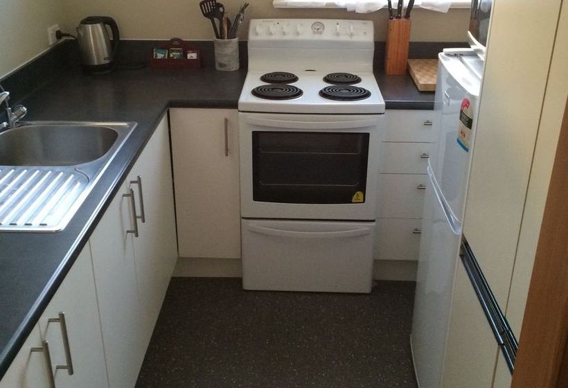 בית מלון כפרי Burns Lodge At Holy Cross Centre